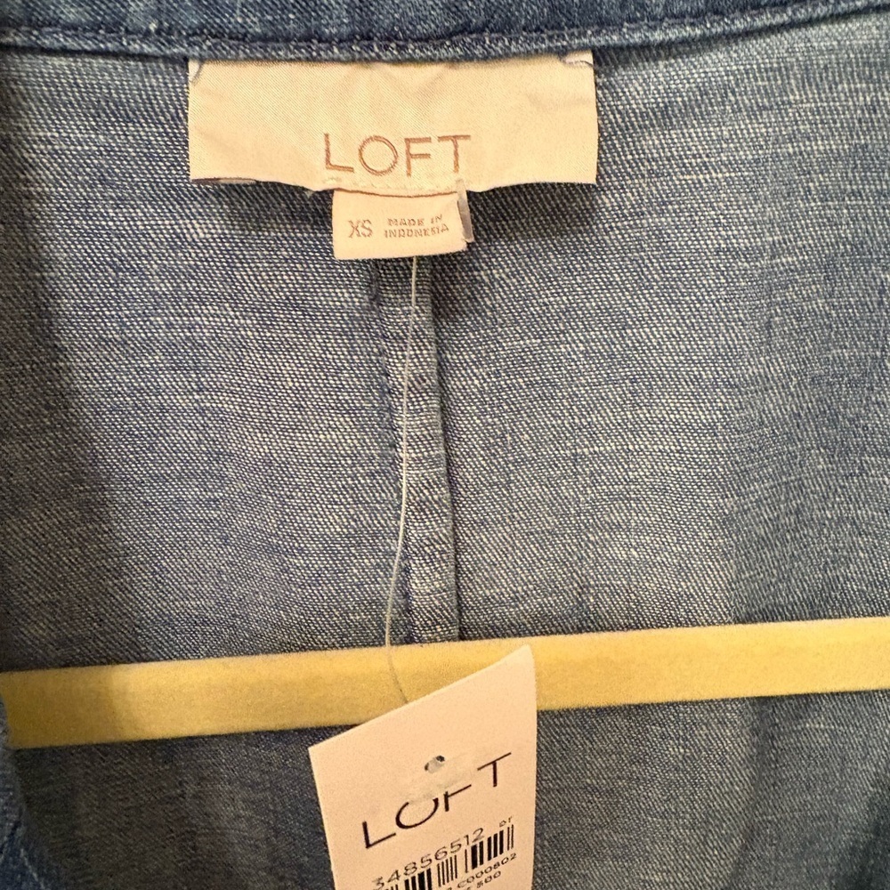 LOFT Light Blue Women's Blazer - Picture 3 of 5